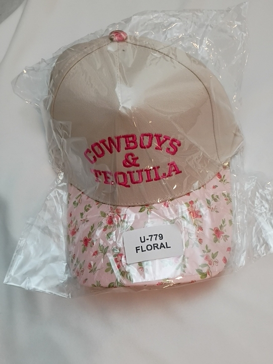 Zenana Outfitters Accessories - Women's Floral Pink and Beige 'Cowboys & Tequila' Cap